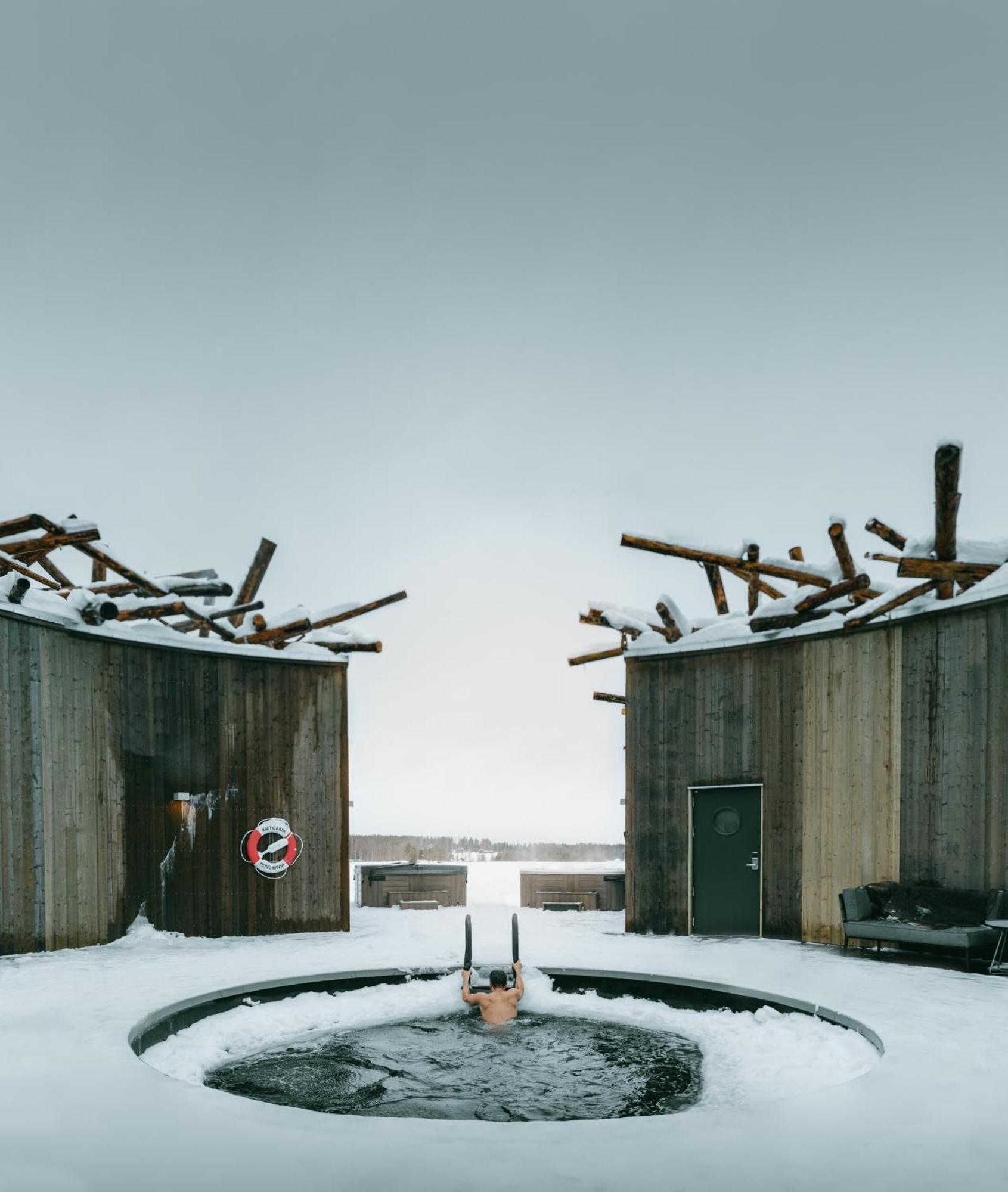 Отель Arctic Bath Харадс Экстерьер фото
